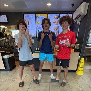 Meet your Posher, Joshua